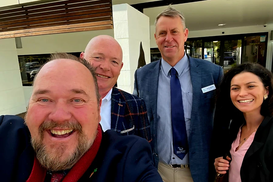 Telstra Meets with Somerset Regional Council to Address Connectivity Issues